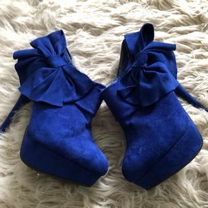 Charlotte Russe Colbalt Blue Heels Bows 8